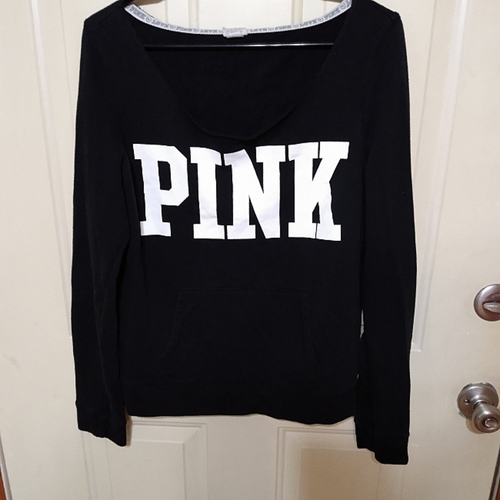 Victoria's Secret PINK sweatshirt. Size Lrg